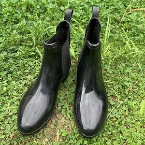 Forever 21 Rubber Rain Boots